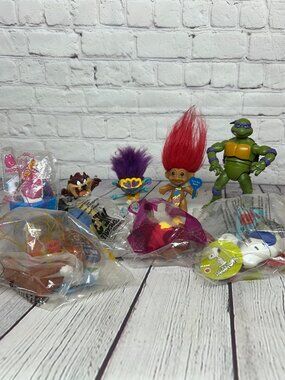 Toy Lot - TNMT Leonardo - Trolls - Taz - McDonald's Toys